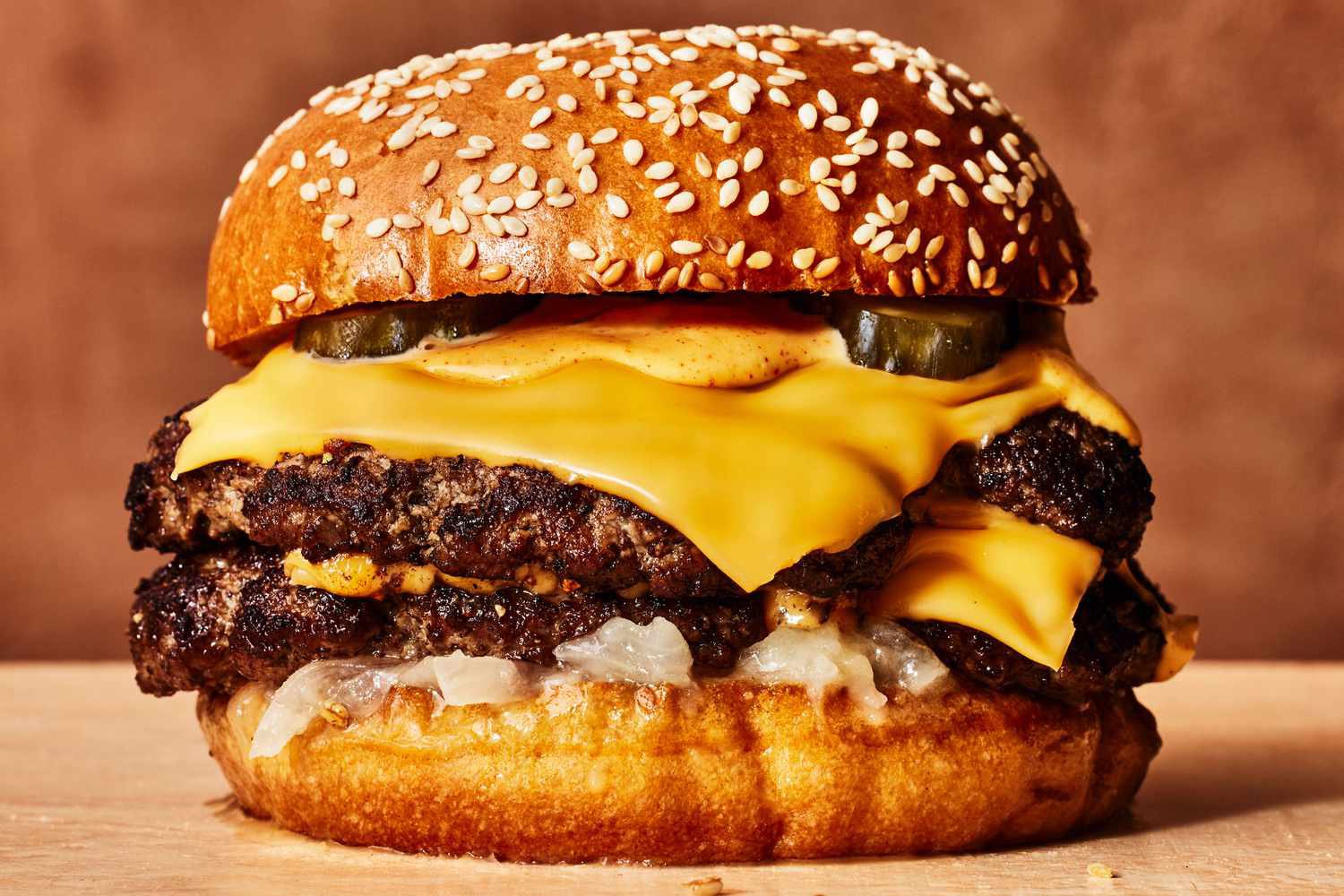 AI photo prompt – Remove Burger Ingredients input reference