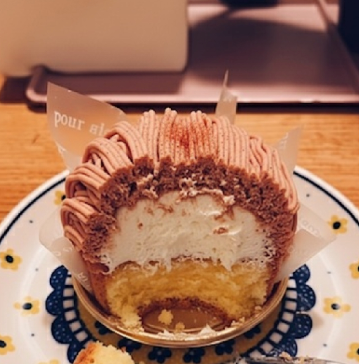 AI photo prompt – Restore Partially Eaten Food input reference